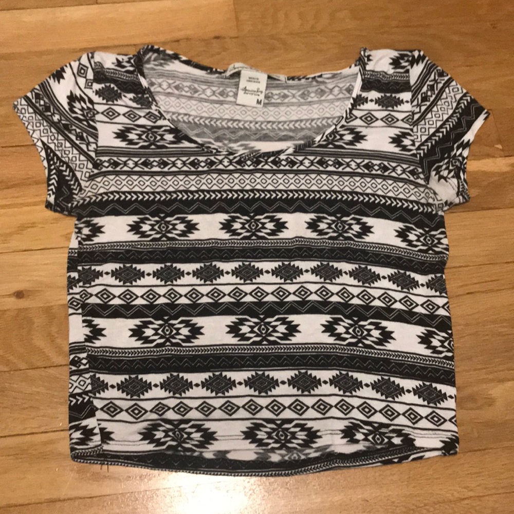 Black and white tribal pattern T-shirt